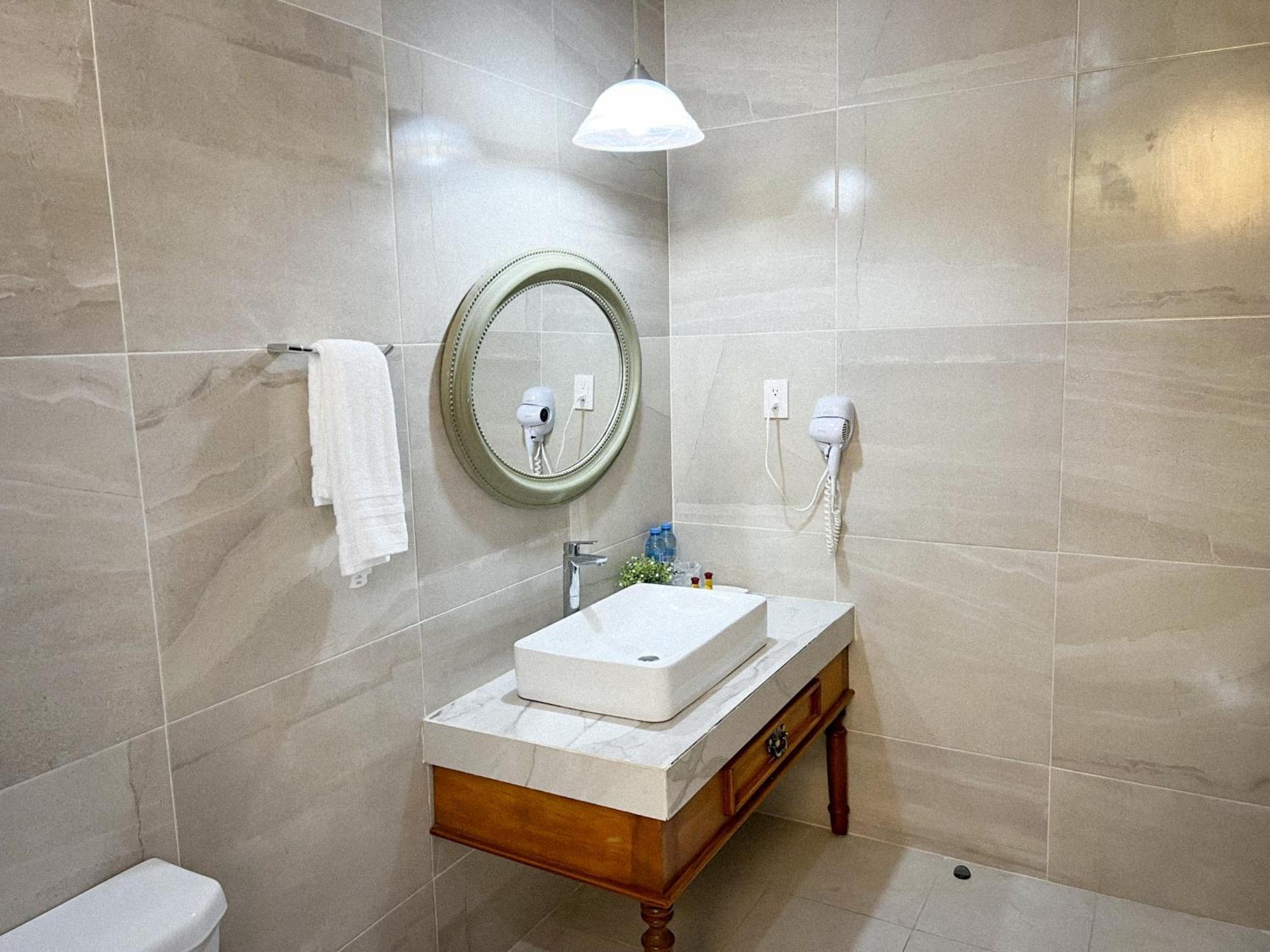 Hotel Fundadores Valladolid  Kültér fotó